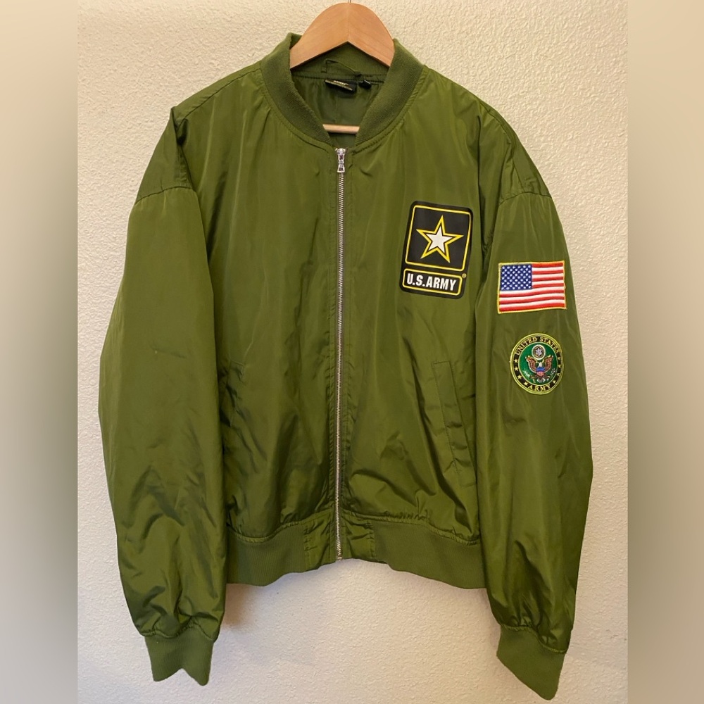 US Army United States Full Zip Bomber Jacket USA Flag Patch Green Size 2XL